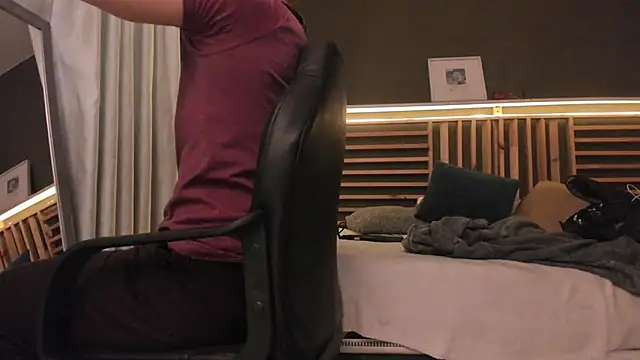 PaulEvens online show from October 2025 01:20:01 PM