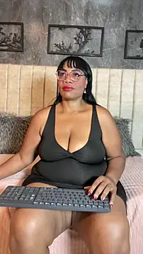 Snapshot of aranzzalatin chatting on January 2026 09:35:02 PM aranzzalatin online show from January 2026 09:35:02 PM