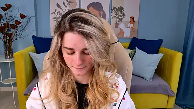 SweetyLicky online show from February 2026 04:11:02 PM