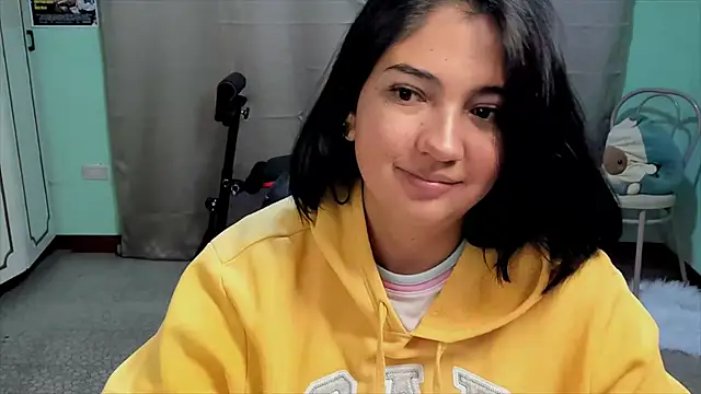 miiaawallace online show from September 2025 06:37:01 AM