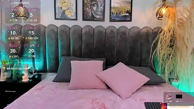 Snapshot of Viollet_xoxo chatting on October 2025 10:39:01 PM Viollet xoxo online show from October 2025 10:39:01 PM