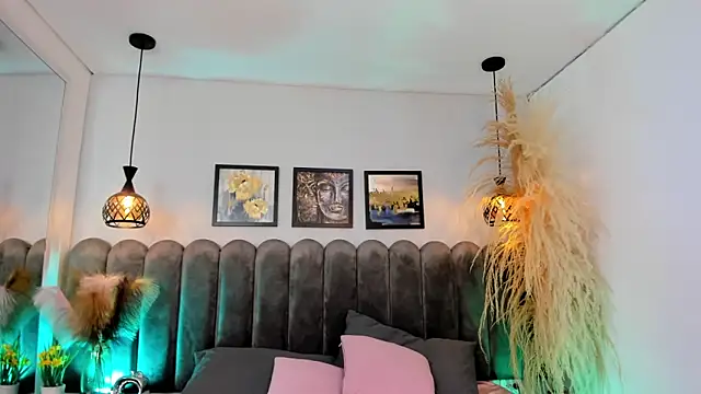 Snapshot of Viollet_xoxo chatting on October 2025 08:28:02 PM Viollet xoxo online show from October 2025 08:28:02 PM