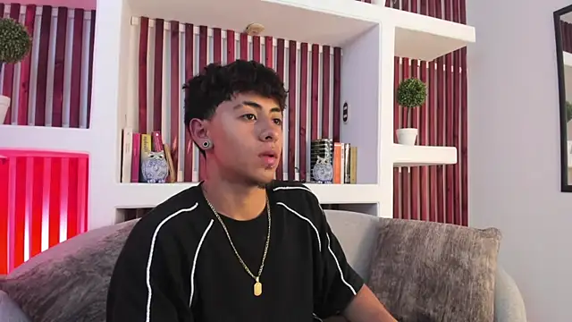 Snapshot of Troy_dalton chatting on September 2025 11:48:01 PM Troy dalton online show from September 2025 11:48:01 PM