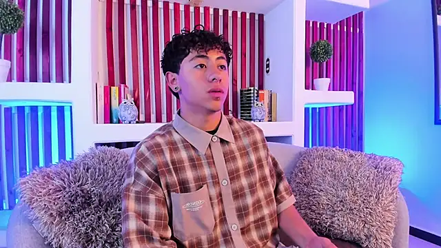 Snapshot of Troy_dalton chatting on October 2025 08:28:01 PM Troy dalton online show from October 2025 08:28:01 PM