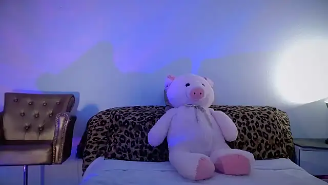 miasecretx online show from March 2026 07:25:01 AM