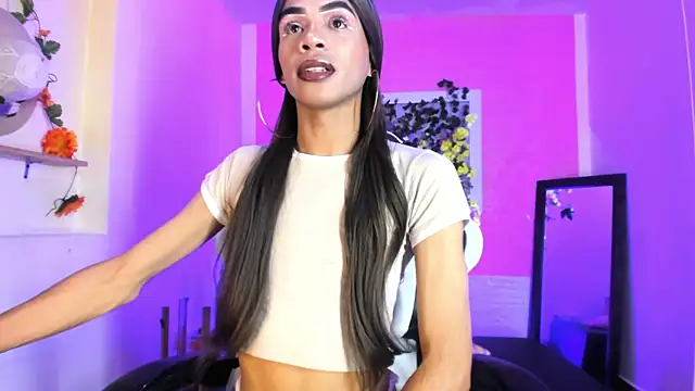 Snapshot of Katy_bratz_ chatting on May 2026 03:01:01 AM Katy bratz online show from May 2026 03:01:01 AM