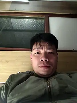 PhongTranHN1 online show from January 2026 04:45:02 PM