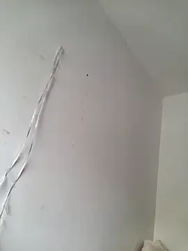 iamlalamilano online show from March 2026 02:23:02 PM