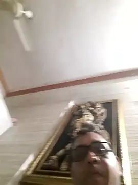 Hot-boy077 online show from January 2026 04:00:02 PM