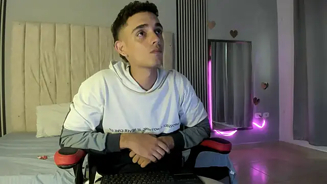 nathan shimmer online show from February 2026 09:12:02 PM