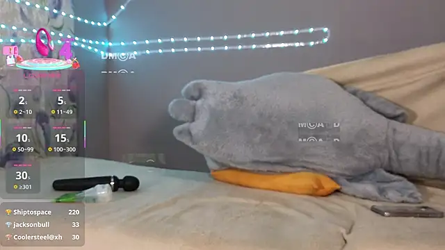 Armurra15 online show from October 2025 07:52:01 PM