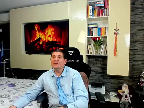 SpartacusDaddy48 online show from February 2026 10:13:02 PM