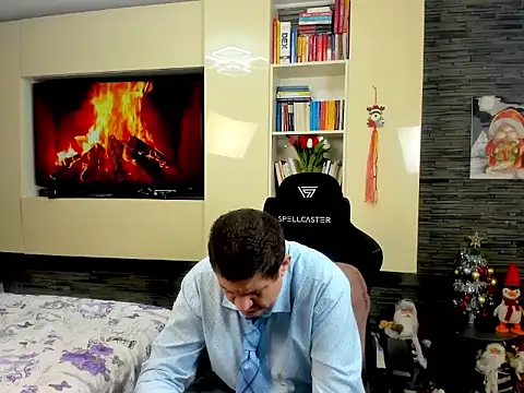 SpartacusDaddy48 online show from February 2026 04:36:02 PM