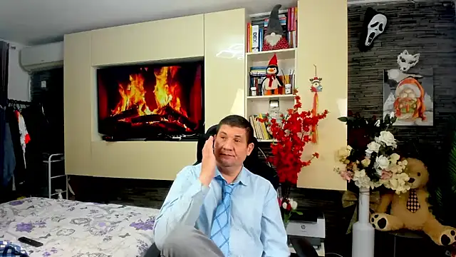 SpartacusDaddy48 online show from March 2026 12:16:02 PM