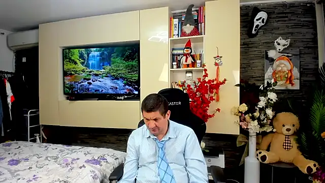 SpartacusDaddy48 online show from March 2026 12:21:01 AM