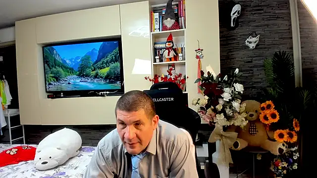 Snapshot of SpartacusDaddy48 chatting on May 2026 03:41:02 PM SpartacusDaddy48 online show from May 2026 03:41:02 PM
