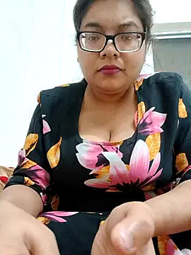 Elie couple143 online show from December 2025 06:48:02 PM