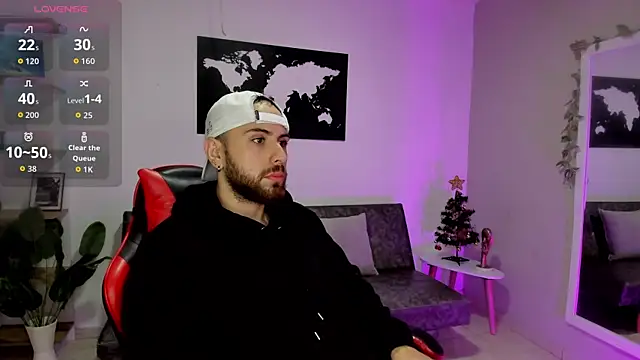 Maximo Wolff online show from December 2025 01:02:01 AM