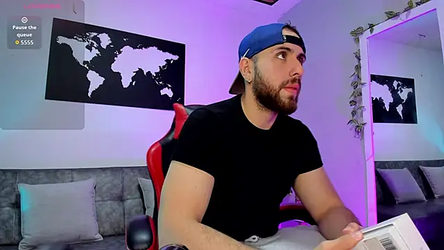 Maximo Wolff online show from December 2025 08:49:02 PM