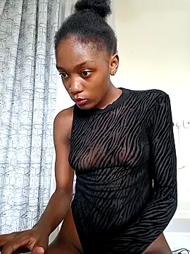 Miss-Hennessy online show from March 2026 12:09:01 PM