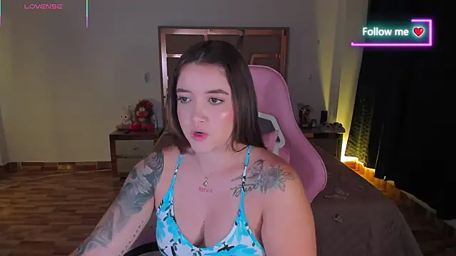 lunaarose online show from April 2026 04:13:02 AM