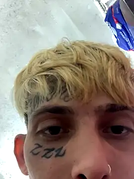 Snapshot of KinkyLatinCock chatting on September 2025 07:04:01 PM KinkyLatinCock online show from September 2025 07:04:01 PM