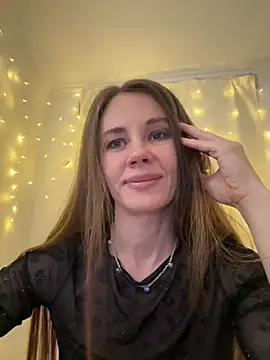 LucieMack online show from February 2026 05:13:02 PM