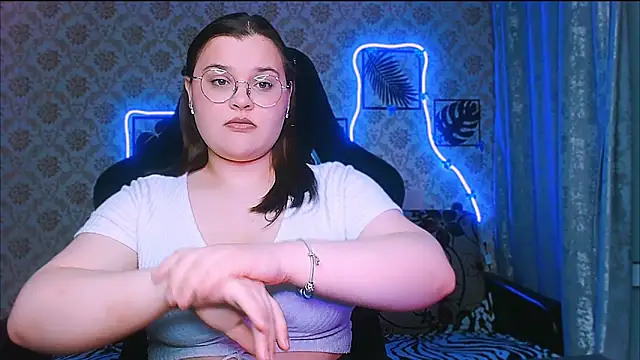 InLoveWithLife26 online show from March 2026 06:55:01 PM