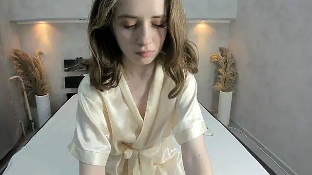 Camilla Kelly online show from October 2025 01:29:01 AM