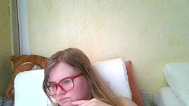 Moonolighta online show from September 2025 11:54:02 AM