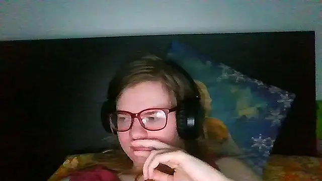 Moonolighta online show from September 2025 06:37:02 AM