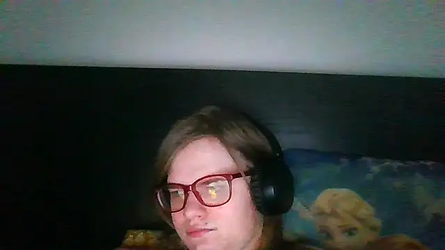 Moonolighta online show from September 2025 08:17:01 AM