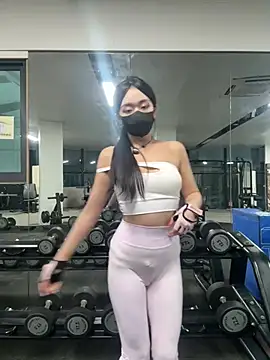 jiajia L online show from April 2026 11:19:01 AM