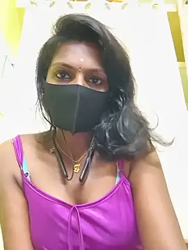 Snapshot of Honey_rosetamil chatting on June 2026 05:28:02 PM Honey rosetamil online show from June 2026 05:28:02 PM