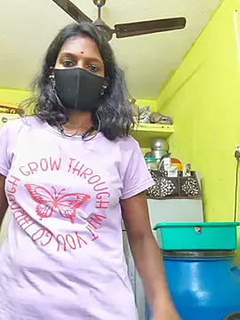 Snapshot of Honey_rosetamil chatting on June 2026 03:05:01 AM Honey rosetamil online show from June 2026 03:05:01 AM