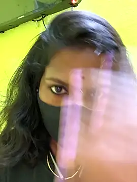 Snapshot of Honey_rosetamil chatting on July 2026 04:44:02 PM Honey rosetamil online show from July 2026 04:44:02 PM