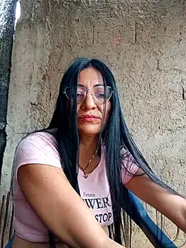 Snapshot of maturexxxnaughty chatting on April 2026 12:52:02 PM maturexxxnaughty online show from April 2026 12:52:02 PM