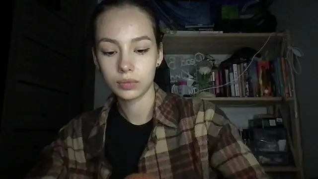 Yuna5343 online show from October 2025 09:26:02 PM