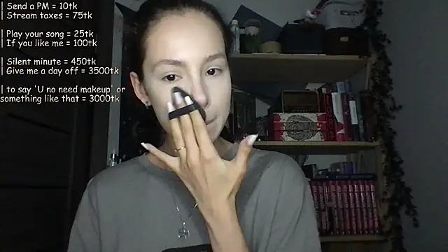 Yuna5343 online show from June 2026 07:40:01 PM