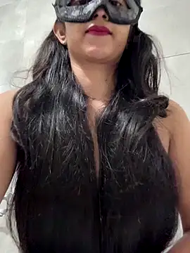 Snapshot of Lusty_Desi chatting on October 2025 04:27:01 AM Lusty Desi online show from October 2025 04:27:01 AM