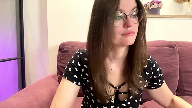 Snapshot of mia_shine_bright_wow chatting on September 2025 03:55:02 AM mia shine bright wow online show from September 2025 03:55:02 AM