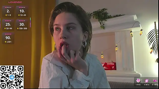 Snapshot of odelynbrower chatting on December 2025 04:40:01 AM odelynbrower online show from December 2025 04:40:01 AM