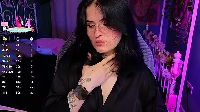 Dark Shine online show from October 2025 05:39:01 AM