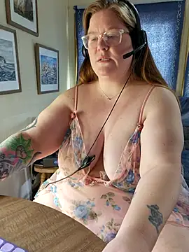 Love86Emily online show from April 2026 05:32:02 PM