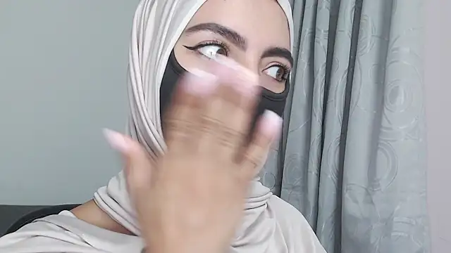 jade nassar online show from December 2025 11:47:02 PM