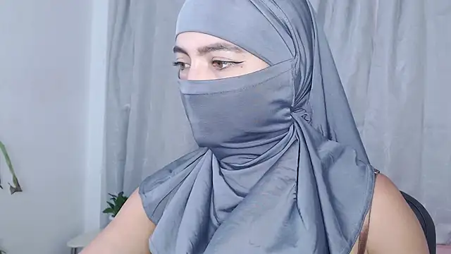 Snapshot of jade_nassar chatting on May 2026 12:18:02 AM jade nassar online show from May 2026 12:18:02 AM