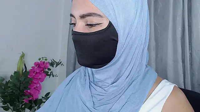 Snapshot of jade_nassar chatting on May 2026 10:49:01 PM jade nassar online show from May 2026 10:49:01 PM