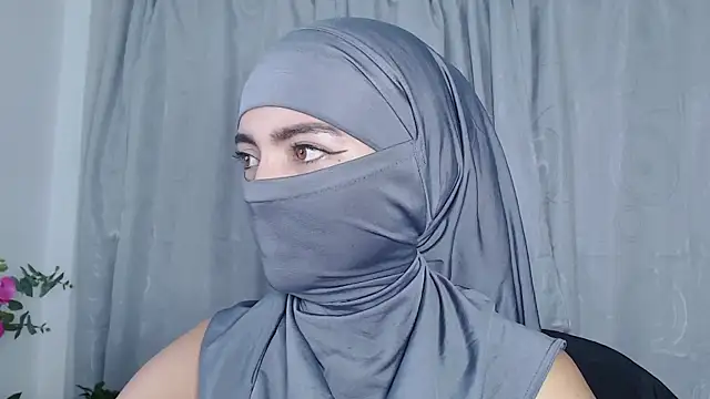 Snapshot of jade_nassar chatting on May 2026 02:41:01 AM jade nassar online show from May 2026 02:41:01 AM