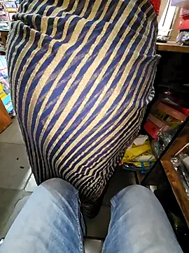 indianhotwife639 online show from December 2025 04:52:01 AM