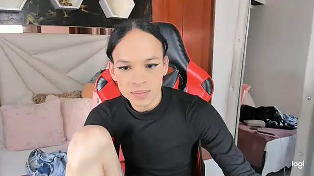 Snapshot of sara_slut21 chatting on January 2025 08:21:01 PM sara slut21 online show from January 2025 08:21:01 PM